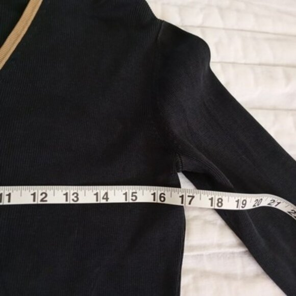 Set Gray Puff Sleeve Sweater & Ann Taylor LOFT Black Silk Cardigan Womens - Picture 14 of 16